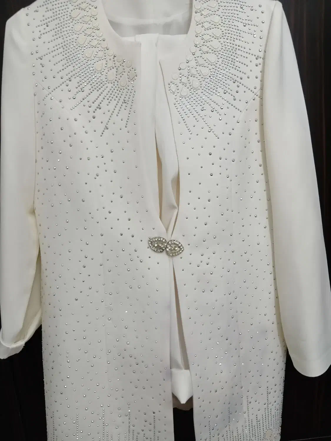 سه دست لباس|لباس|نهاوند, |دیوار