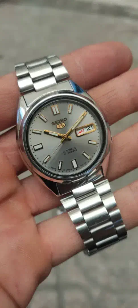 ساعت سیکو پنج اتوماتیک پشت شیشه ای.|ساعت|تهران, منیریه|دیوار