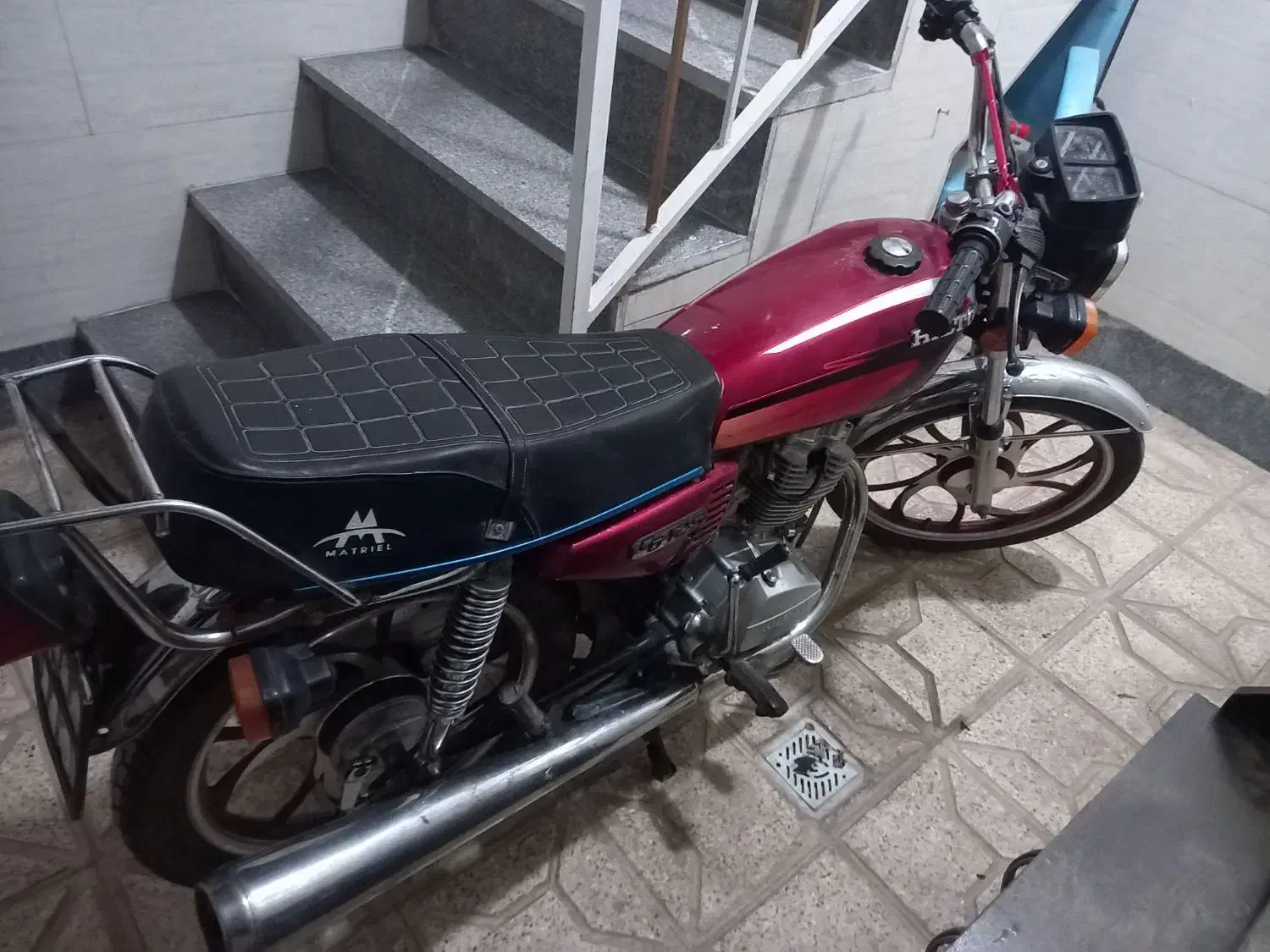 هندا هیلتون ۱۲۵|موتورسیکلت|مشهد, کوی ولیعصر|دیوار