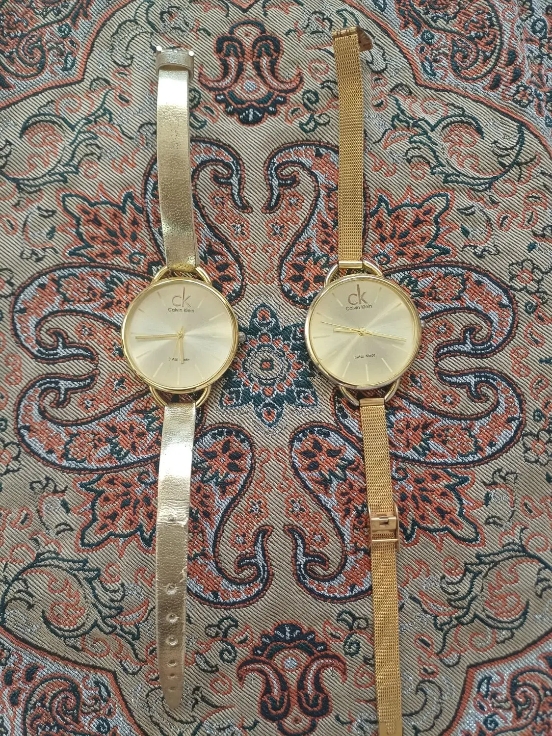 ساعت مچی|ساعت|ساوه, |دیوار