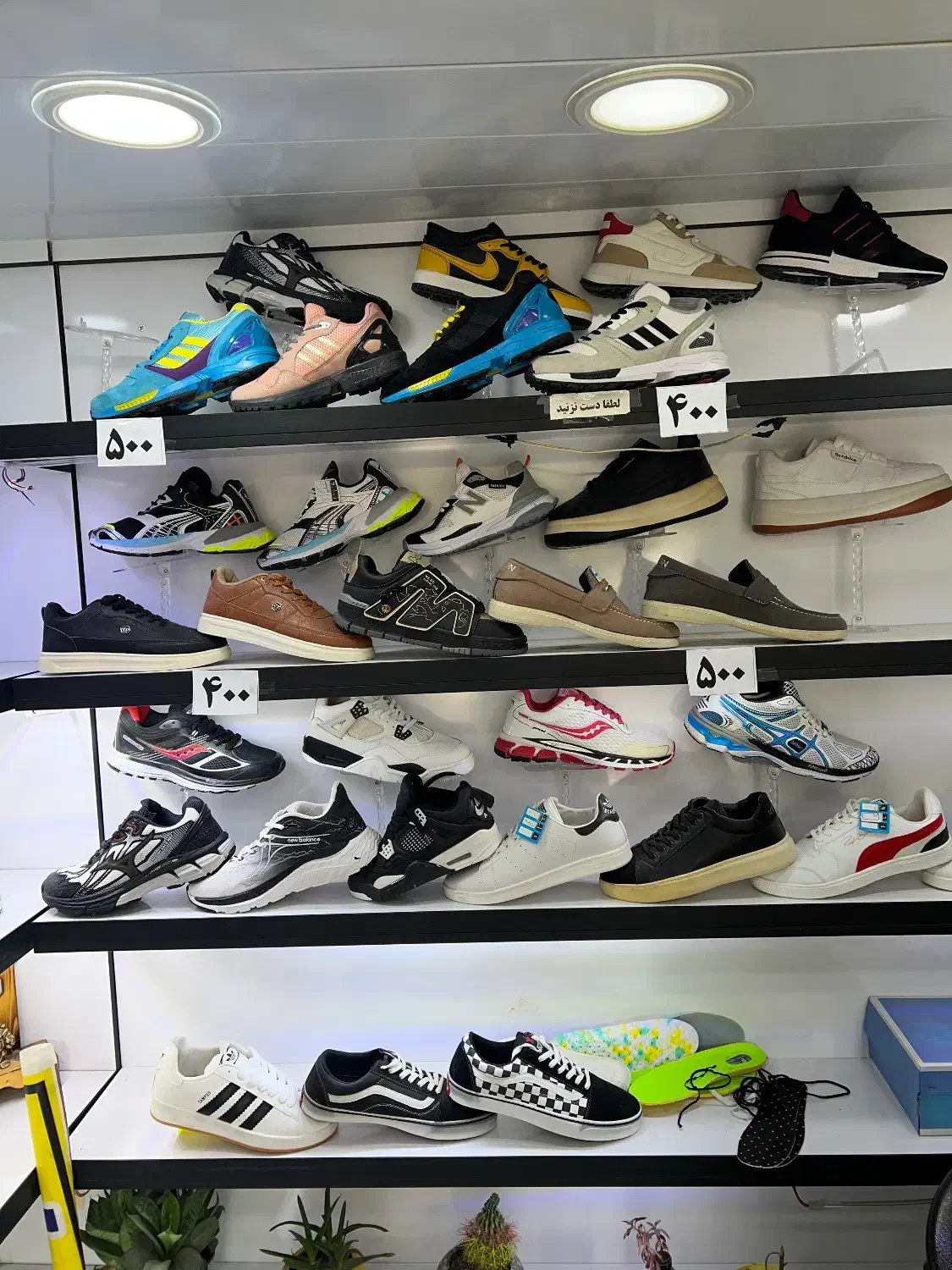 ۴۰۰جفت کفش تولید تهران جفتی ۴۰۰هزار|کیف، کفش، کمربند|مرودشت, ابوذر شمالی|دیوار