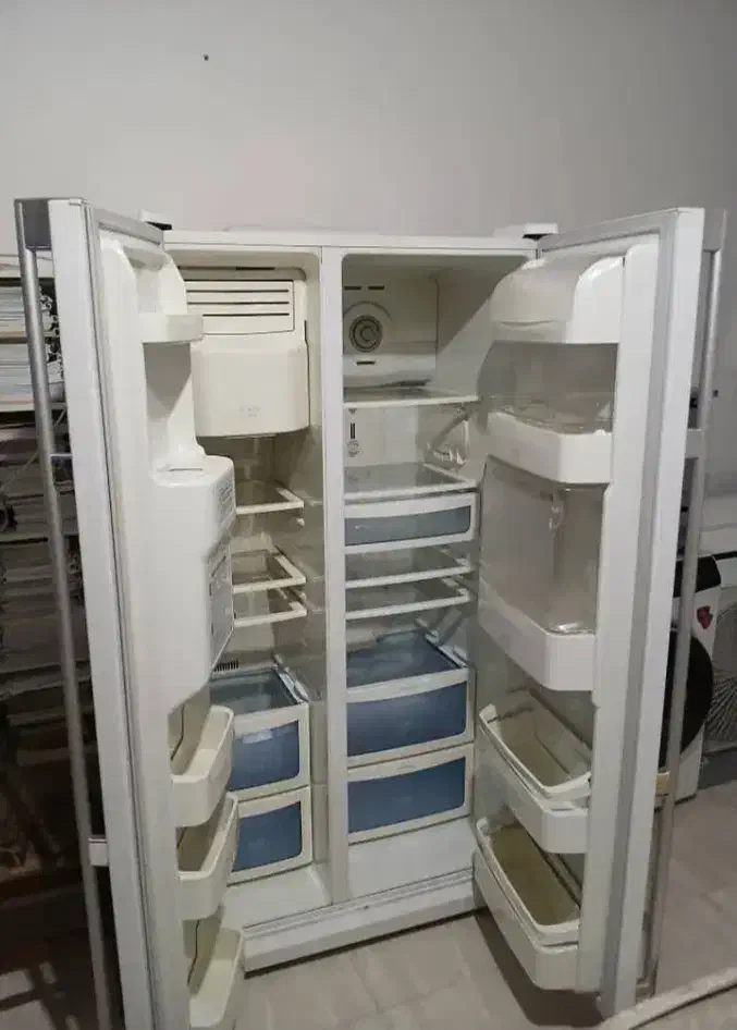 تعمیر انواع یخچال های ایرانی  وخارجی درمنزل|خدمات پیشه و مهارت|بروجرد, |دیوار