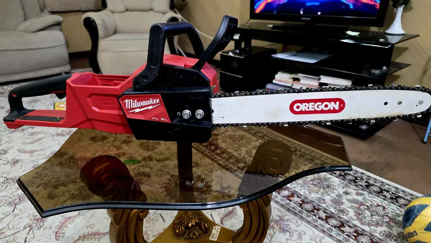 اره زنجیری شارژی میلواکیM18|ماشینآلات صنعتی|شنبه و طسوج, |دیوار