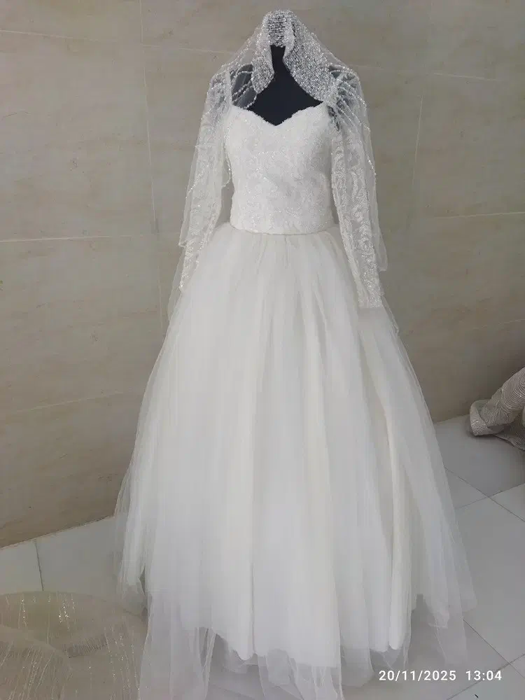 فروش لباس عروس تن پوش اول|لباس|آبیک, |دیوار