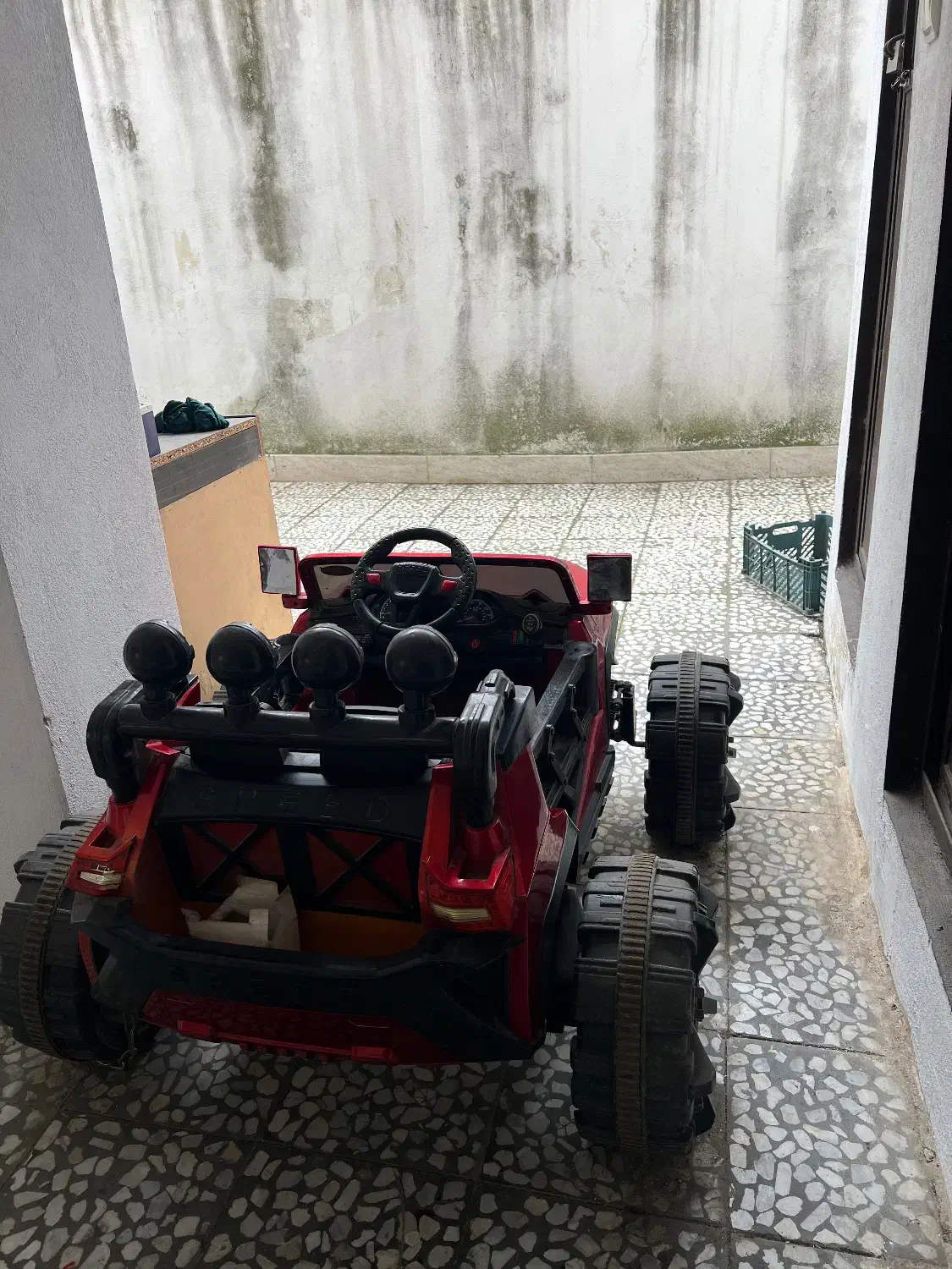 ماشین شارژی آفرودی|اسباب‌بازی بچه|رشت, منظریه|دیوار