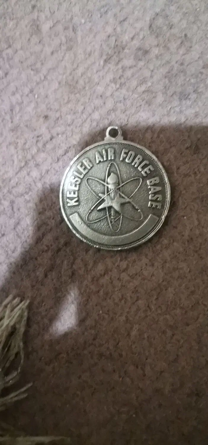 مدال قدیمی وکمیاب نقره|جواهرات|آبادان, |دیوار