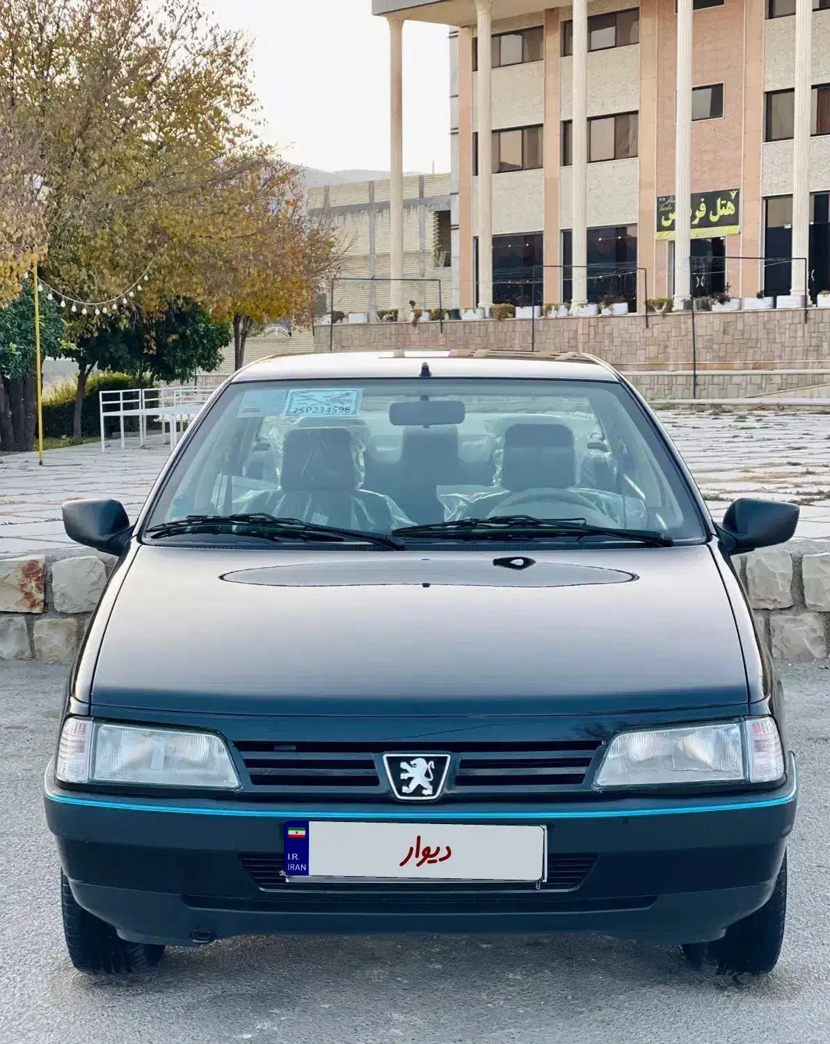 پژو ۴۰۵ مشکی مدل ۹۸،خشک کمپانی،صفر واقعی کلکسیونی|خودرو سواری و وانت|تهران, جیحون|دیوار