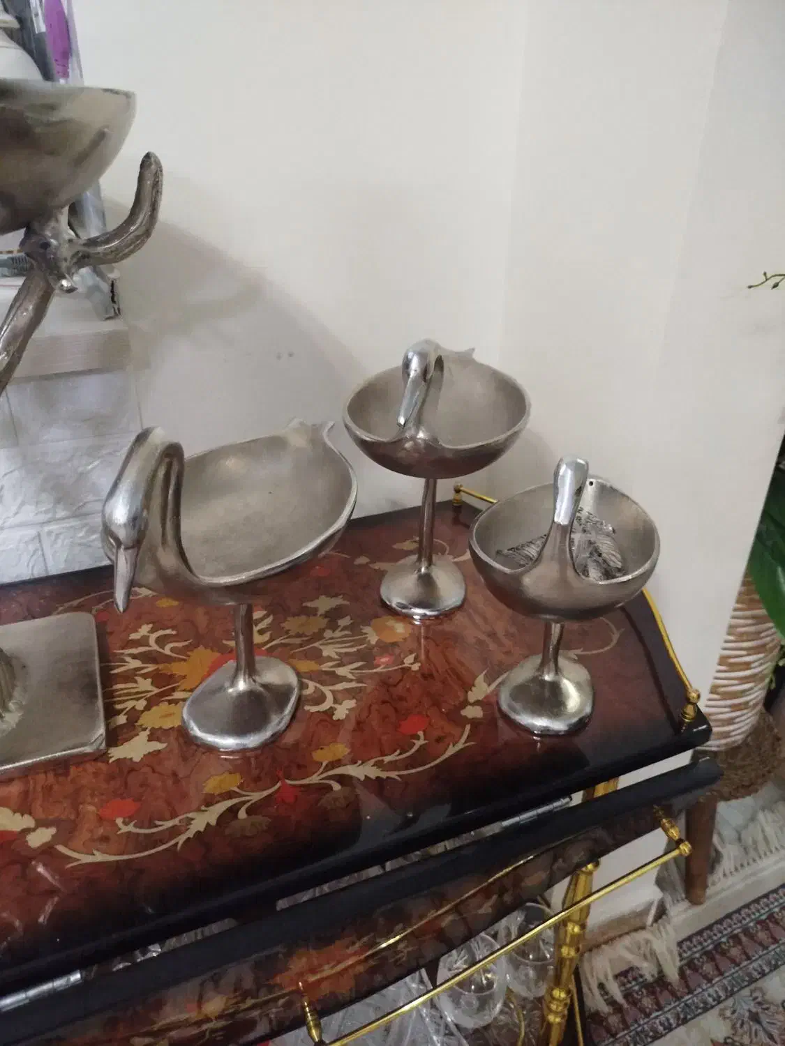 ظروف پذیرایی آلومینیوم|ظروف سرو و پذیرایی|کرج, ساسانی (قلمستان)|دیوار