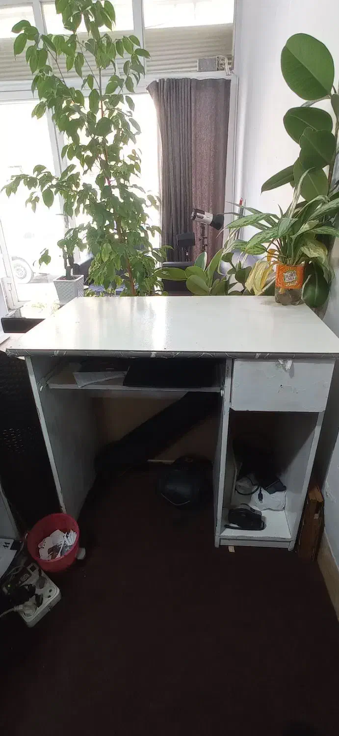 میز کامپیوتر|میز تحریر و کامپیوتر|پیرانشهر, |دیوار