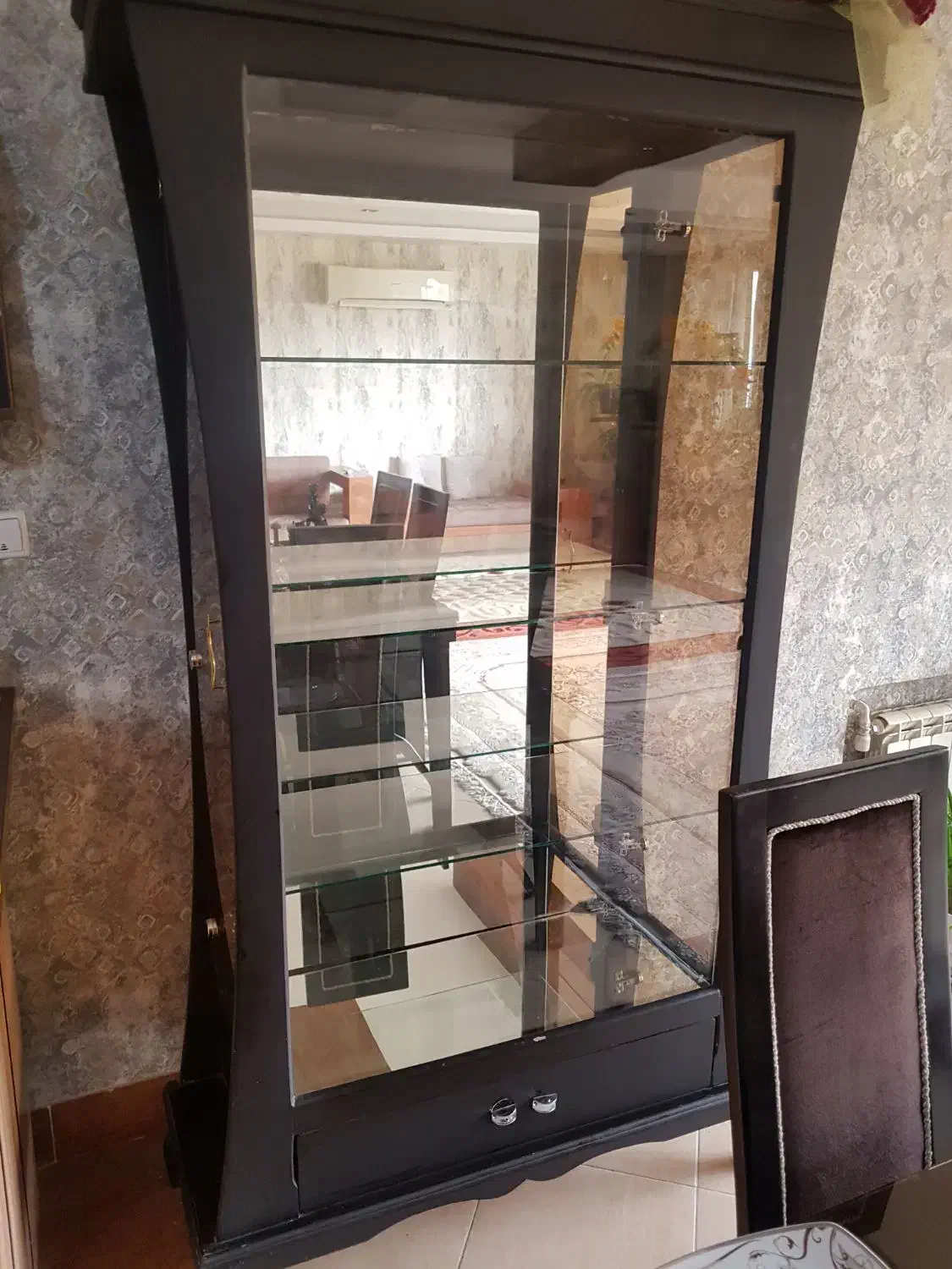 بوفه|بوفه، ویترین، کنسول|شیراز, شیمی گیاه|دیوار