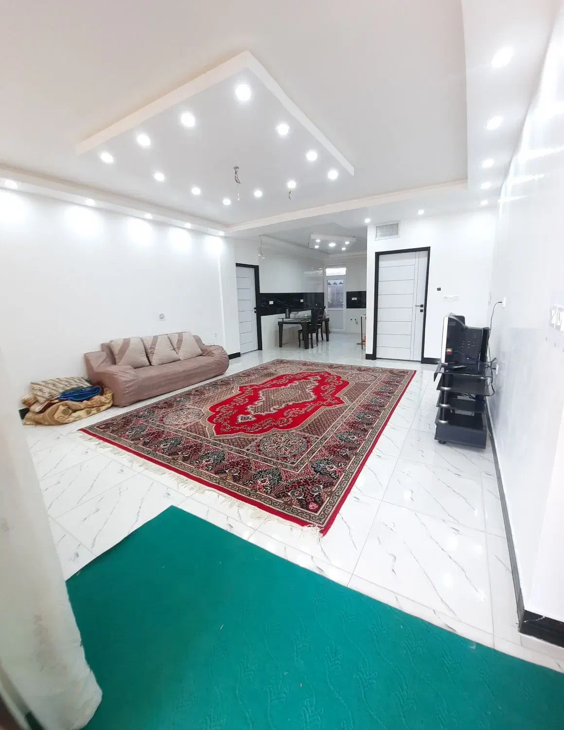 سوییت  درجه یک و تمیز حیاط دار با ‌پارکینگ|اجارهٔ کوتاه‌مدت آپارتمان و سوئیت|یاسوج, |دیوار