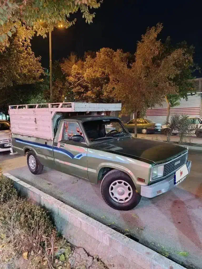 مزدا 2000 مدل 83 موتورژاپنی|خودرو سواری و وانت|اصفهان, محله اسلامی|دیوار