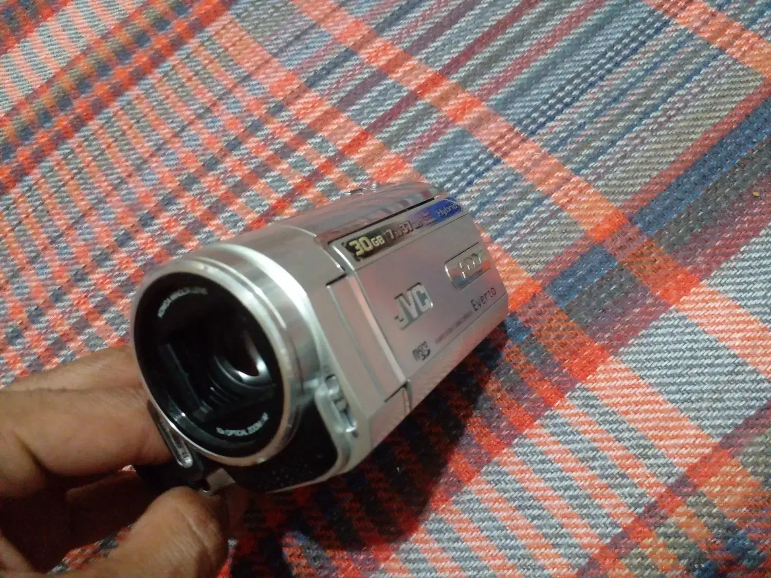 دوربین فیلمبرداری وعکسبرداری JVC ژاپنی|دوربین عکاسی و فیلمبرداری|کرمان, |دیوار