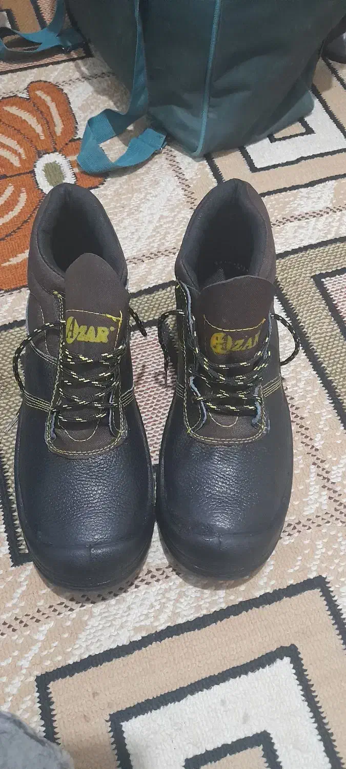 کفش کار زارا و دستکش استادکار|کیف، کفش، کمربند|فولادشهر, مسکن مهر فولادشهر|دیوار