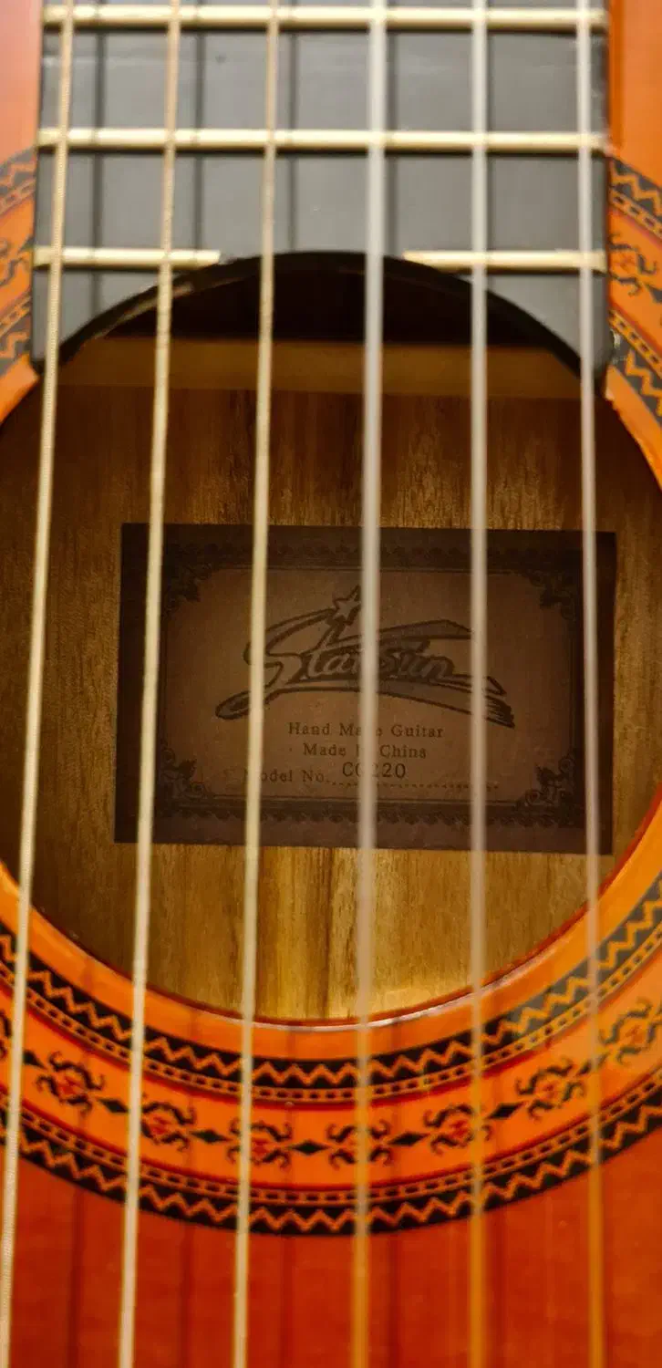 گیتار نیمه حرفه ای|گیتار، بیس، امپلیفایر|کرج, عظیمیه|دیوار