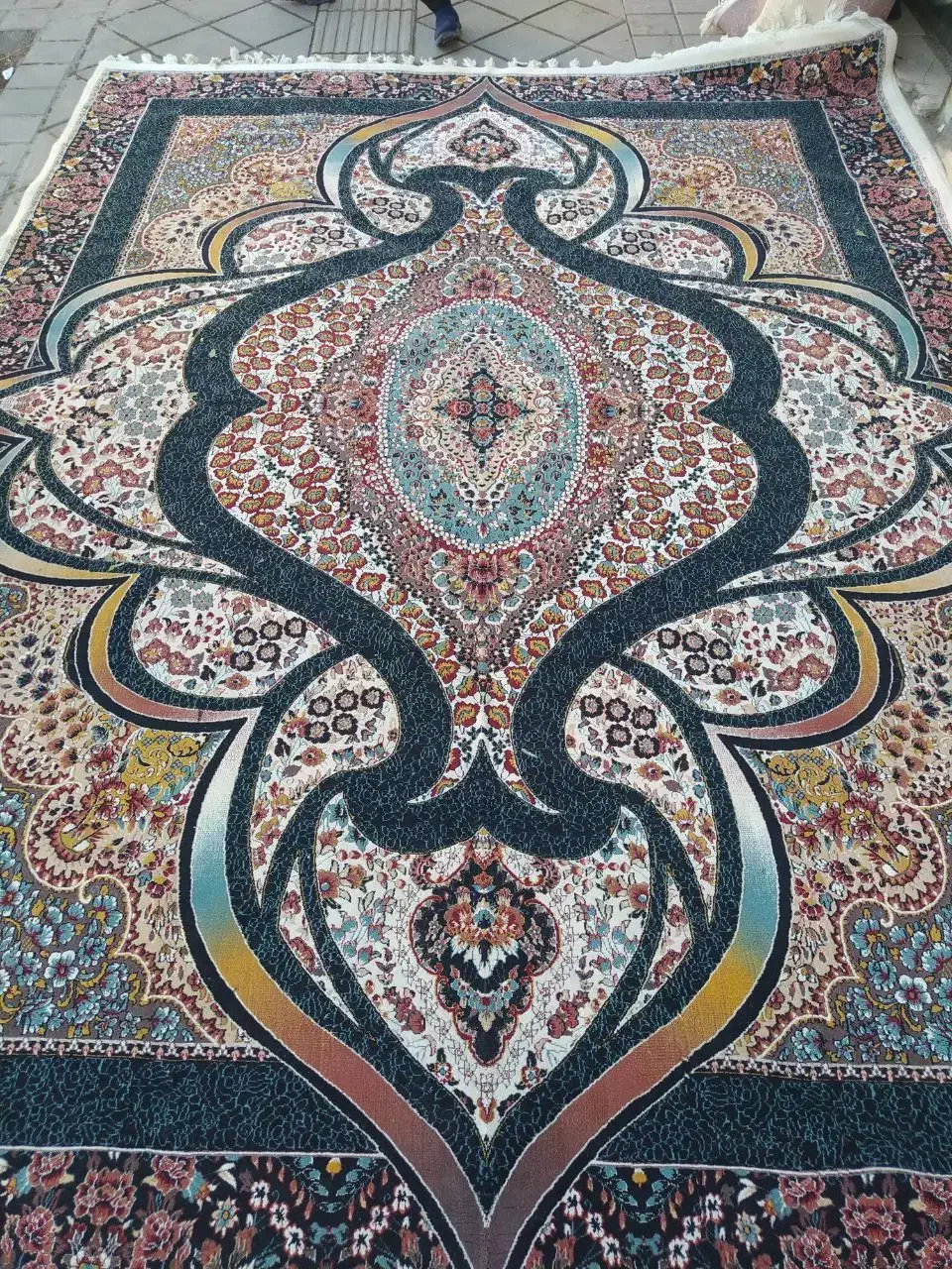 دو عدد قالی ۱۲متری|فرش|نورآباد, |دیوار