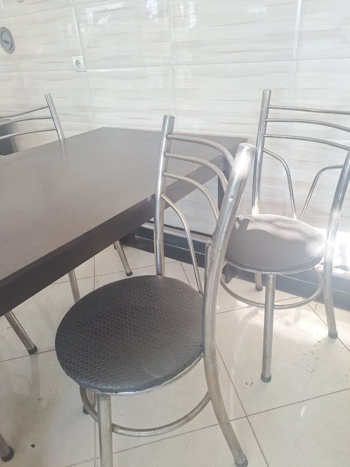 میز صندلی رستورانی|میز و صندلی غذاخوری|صوفیان, |دیوار