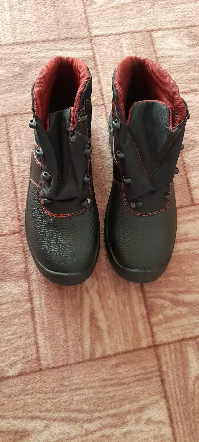 کفش ایمنی|کیف، کفش، کمربند|اردبیل, |دیوار