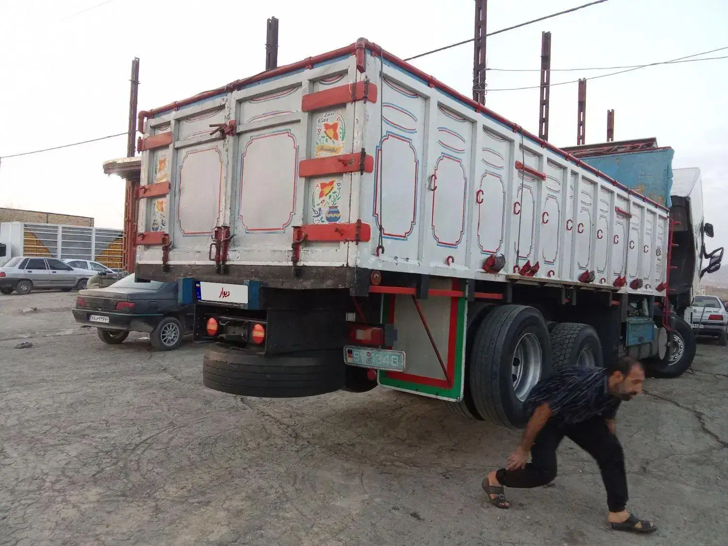 اطاق عقب اف ام 9 ده چرخ|خودرو سنگین|تهران, یاخجی آباد|دیوار