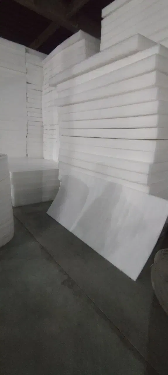 پر کردن پُشتی(مخده)|پشتی|تبریز, |دیوار