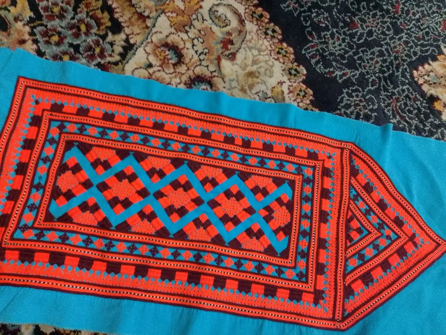 موسوم دوزی و جالر دوزی و سفارشی|لباس|زاهدان, |دیوار