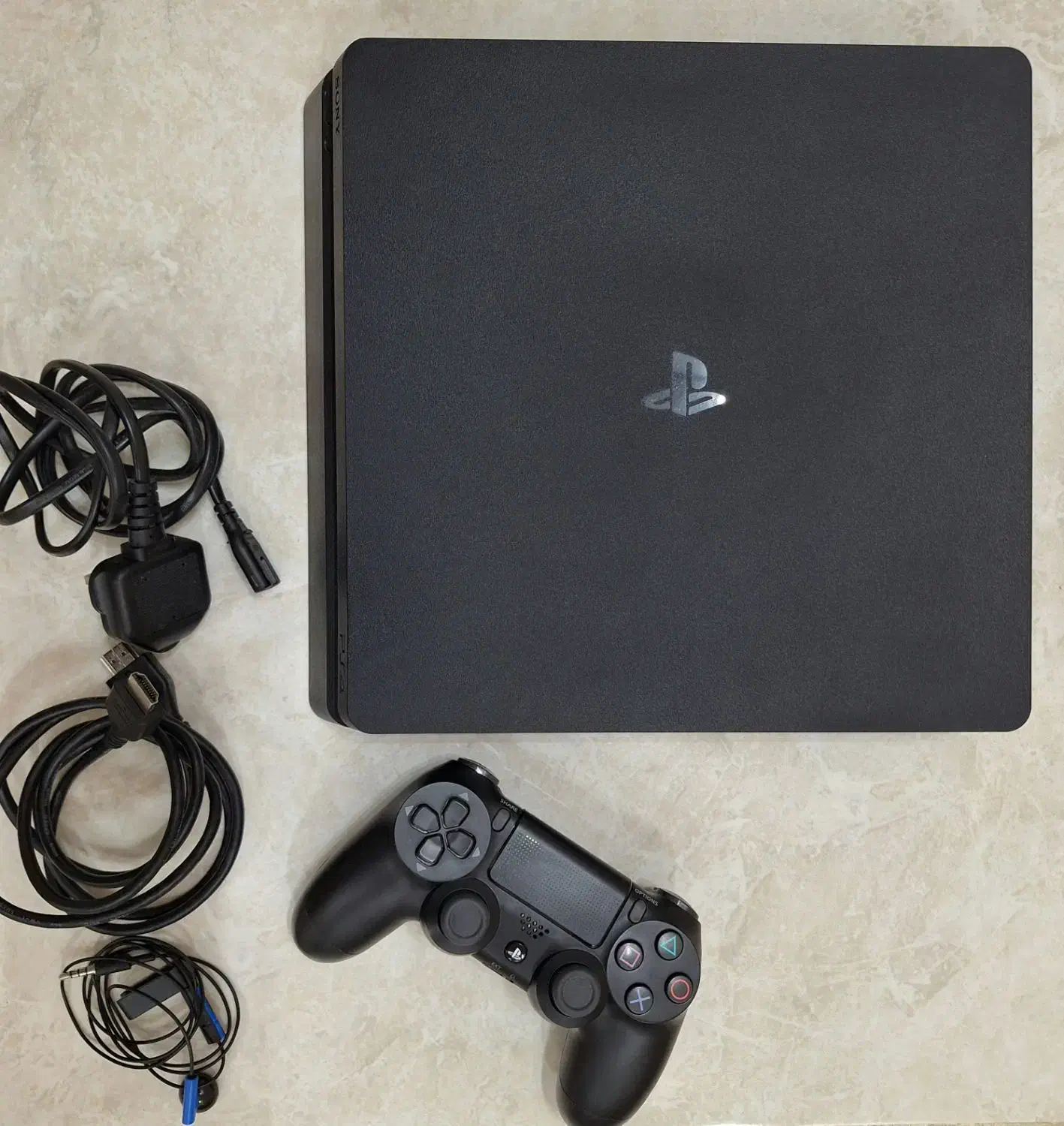 PS4 اسلیم یک ترابایت|کنسول، بازی ویدئویی و آنلاین|خرمآباد, |دیوار