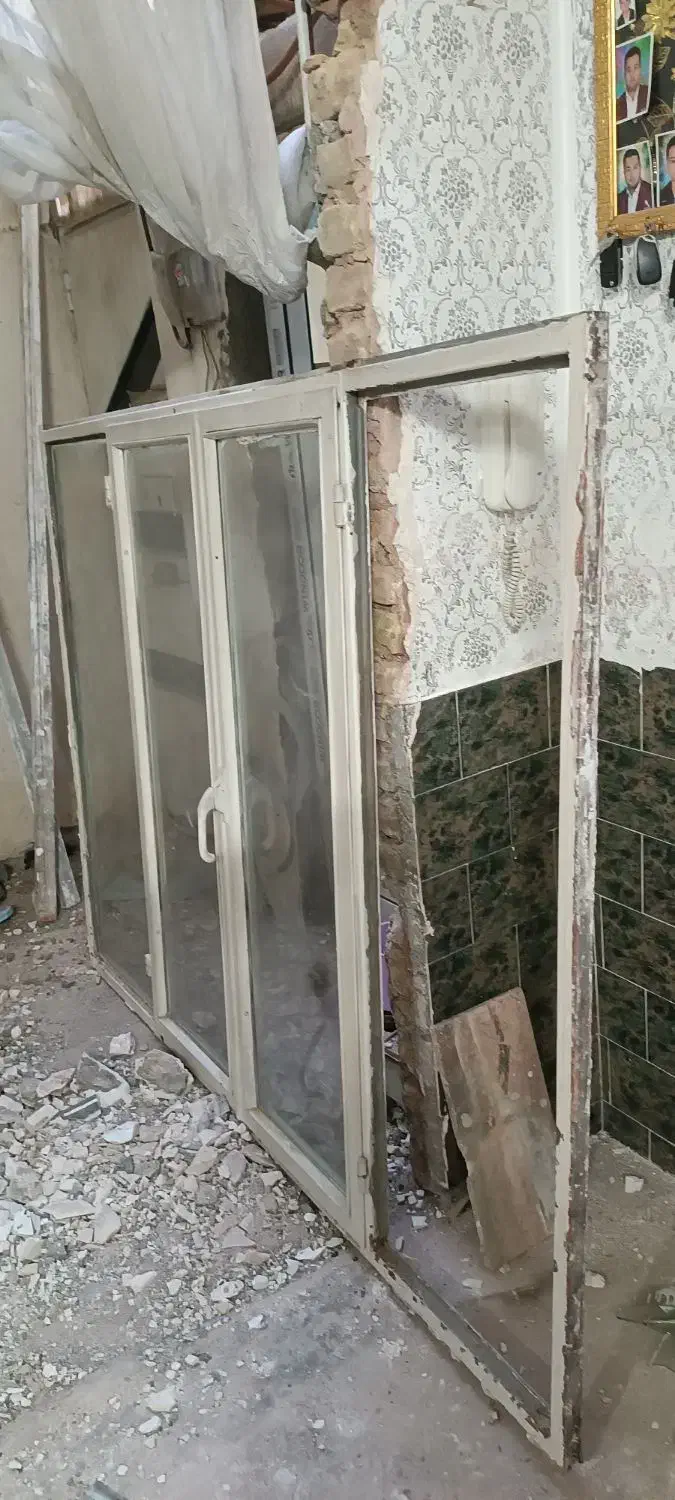 درب آهنی انباری دوتا ویک پنجره|مصالح و تجهیزات ساختمان|مشهد, ایوان|دیوار