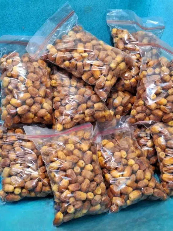 خرما زاهدی|خوردنی و آشامیدنی|اصفهان, شاه پسند|دیوار