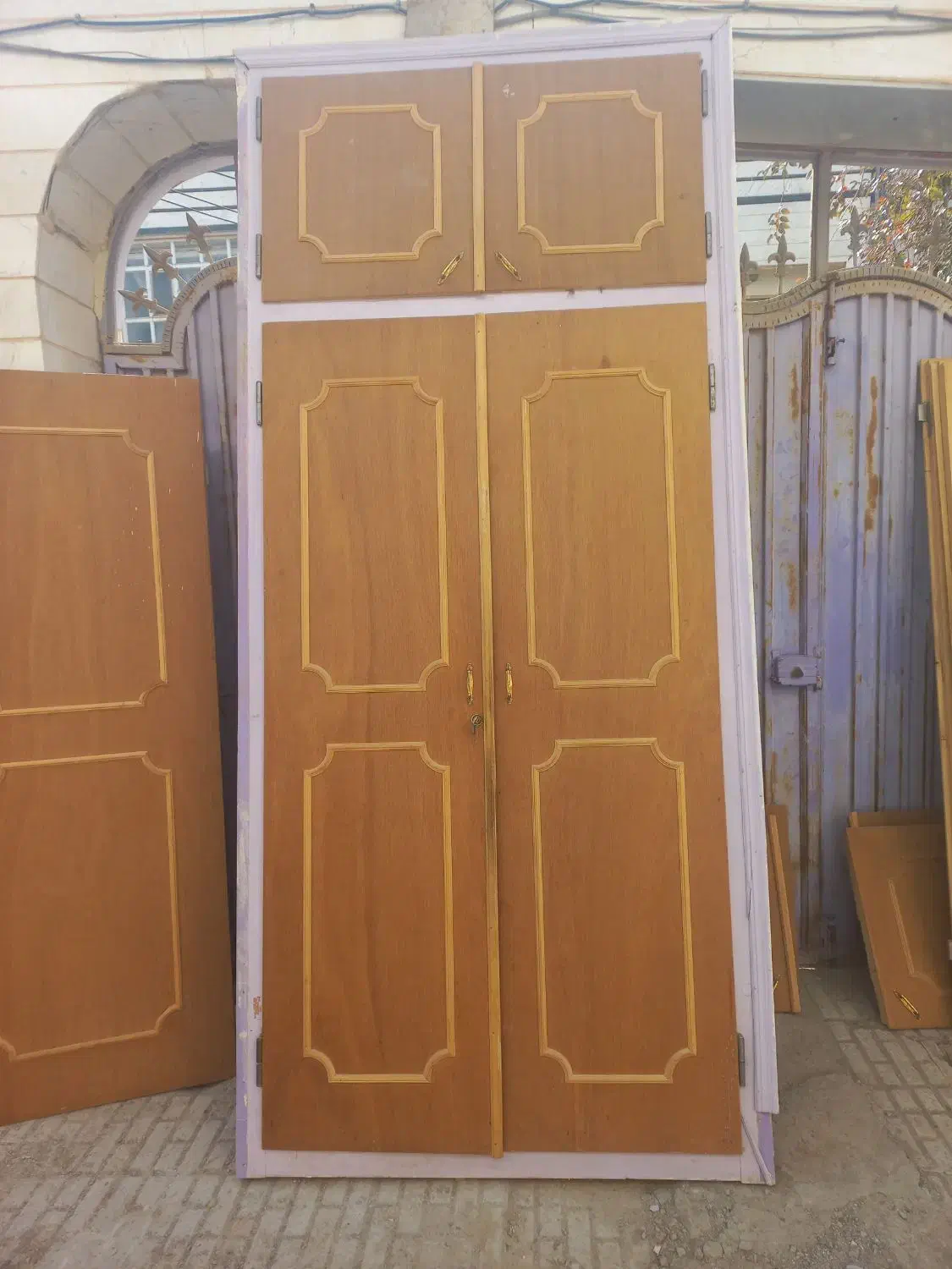 دوتا عدد کمد دیواری ویک عدد درب تقسیم کننده|جاکفشی، کمد، دراور|سلماس, |دیوار