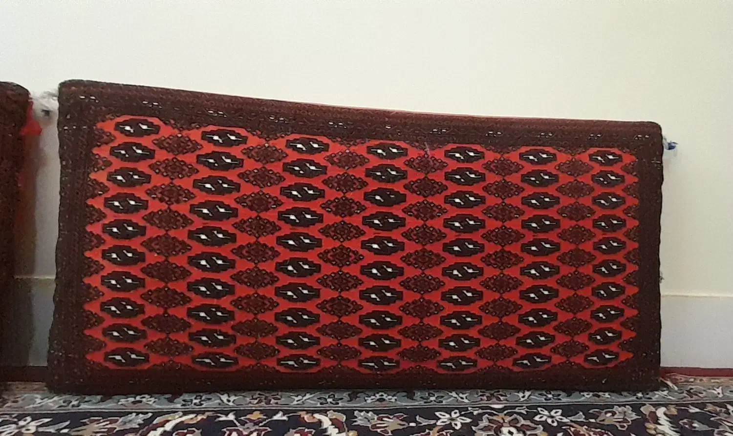 پشتی|پشتی|ابهر, |دیوار