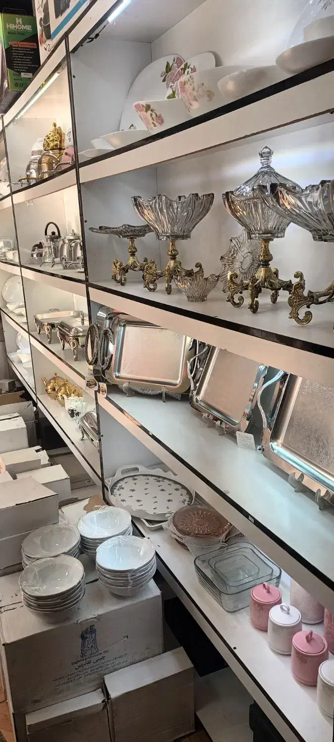 ویترین قفسه با چراغ ال ای دی و ترانس|فروشگاه و مغازه|تبریز, |دیوار