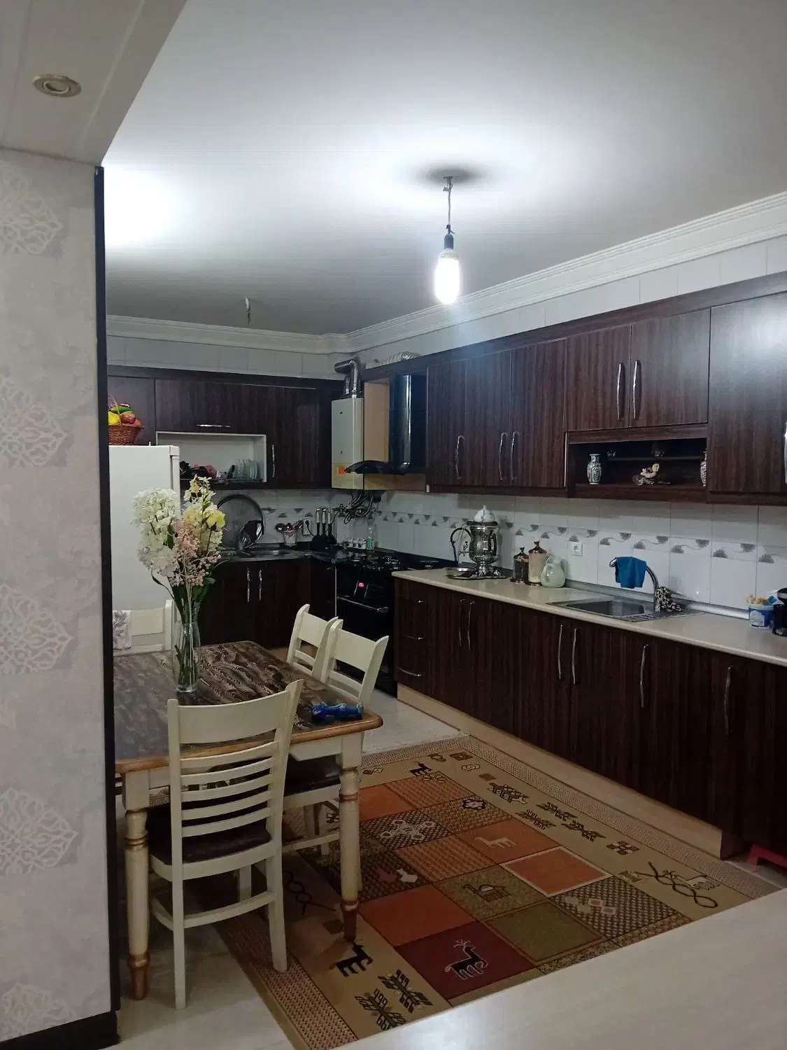 مسکن|اجارهٔ آپارتمان|اصفهان, باغ فدک|دیوار