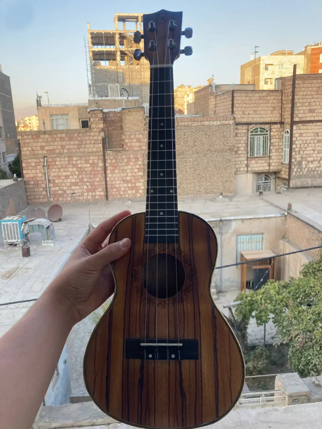 گیتار|گیتار، بیس، امپلیفایر|نیشابور, کوی فرهنگیان|دیوار