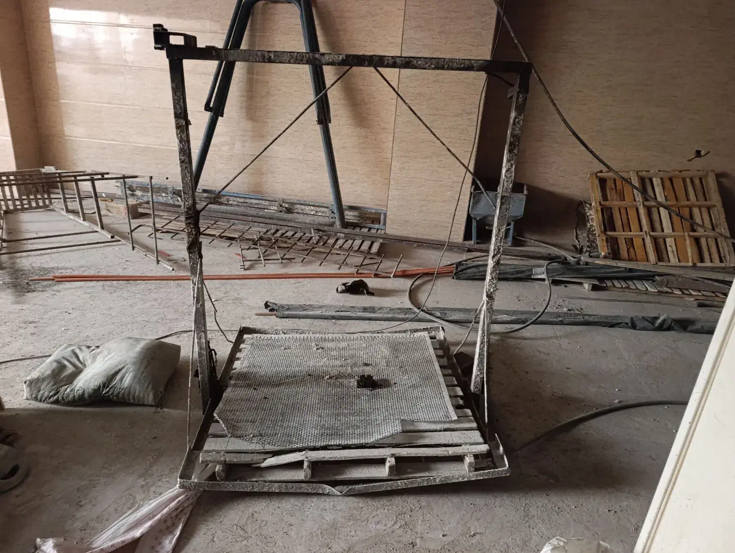 سبد بالابر|مصالح و تجهیزات ساختمان|خرم‌آباد, |دیوار