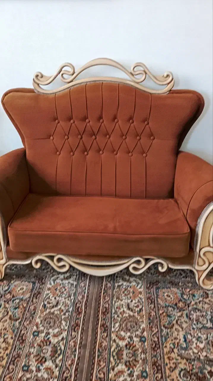 مبلمان ۷نفره و یک دست ۵ نفره|مبلمان خانگی و میز عسلی|قوچان, |دیوار