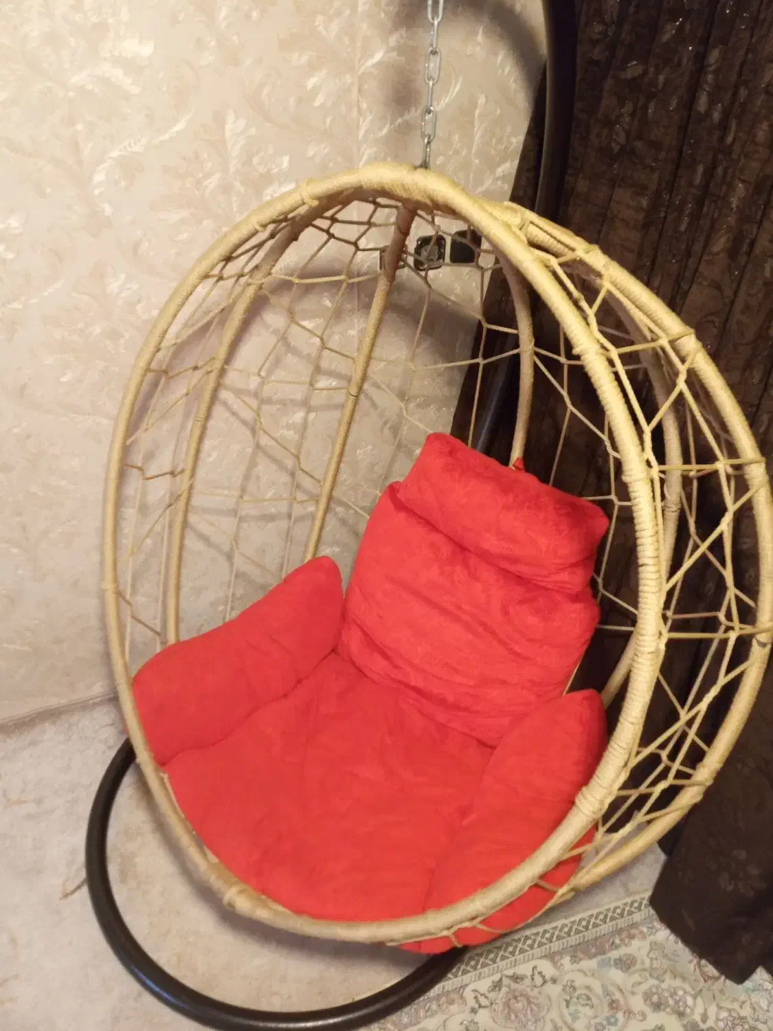 تاب ریلکسی کاملا سالم بسیار کم استفاده شده|صندلی و نیمکت|مشهد, هفده شهریور|دیوار