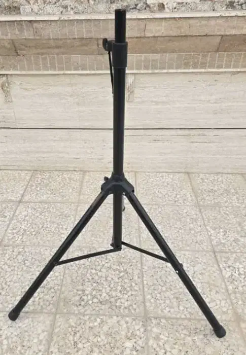 پایه باند|صوتی و تصویری|محمدشهر, محمدشهر|دیوار