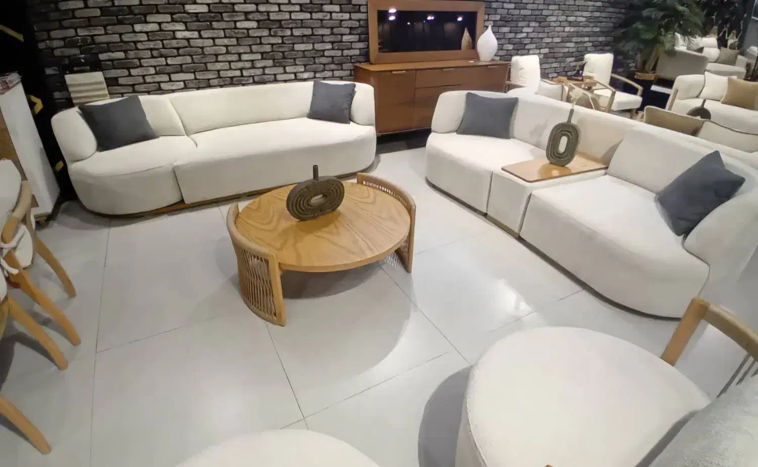 خیاط مبل و رنگکار مبل راحتی نیازمندیم|استخدام صنعتی، فنی، مهندسی|نسیمشهر, |دیوار