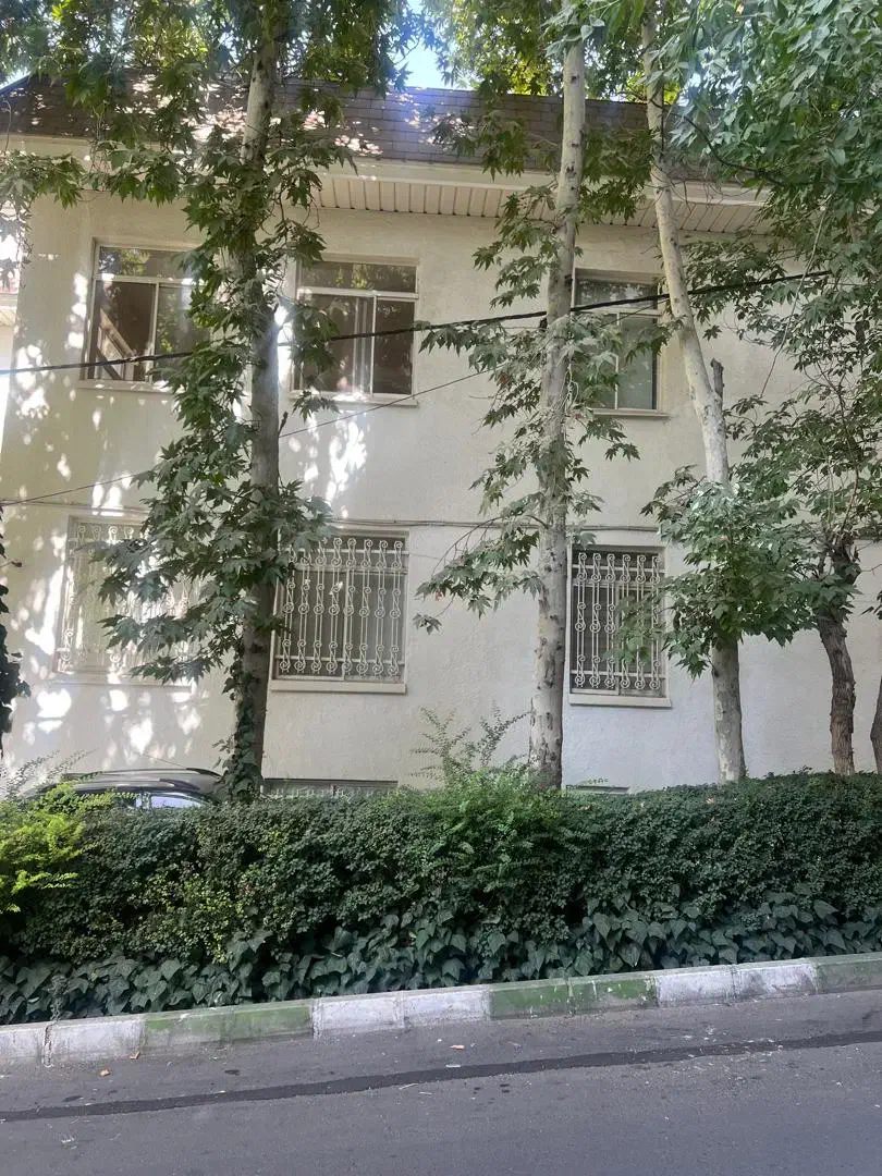 اجاره خانه ویلایی کامرانیه شمالی 300 متری|اجارهٔ خانه و ویلا|تهران, کامرانیه|دیوار