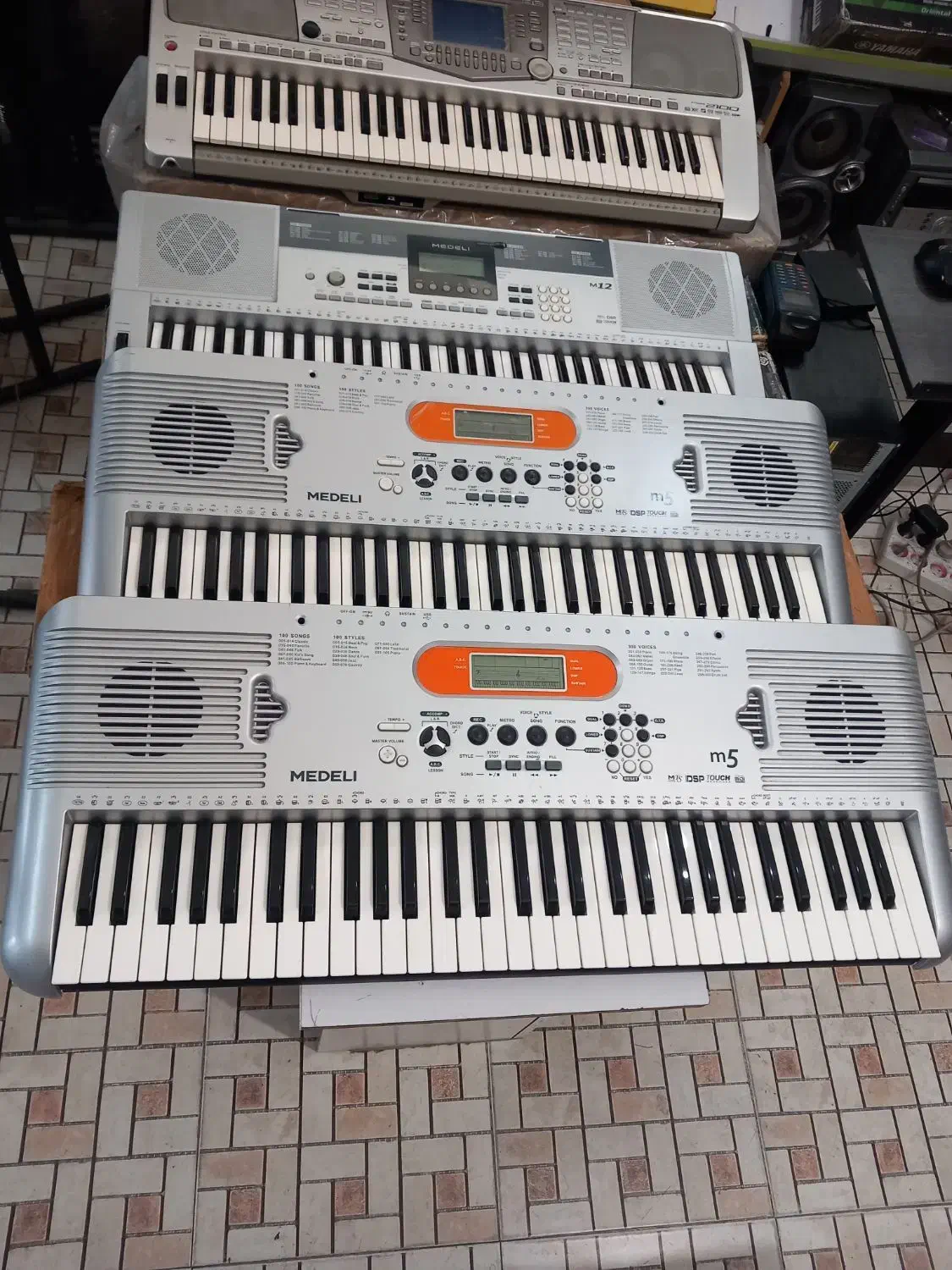 ارگ کیبوردپیانو تاچ دار مدلی کلاوی بینظیر|پیانو، کیبورد، آکاردئون|اندیشه, اندیشه فاز ۴|دیوار