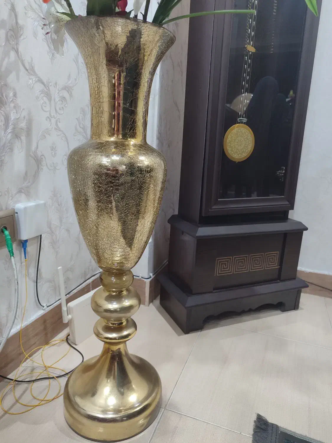 گل با گلدان|صنایع دستی و سایر لوازم تزئینی|رشت, رشتیان|دیوار