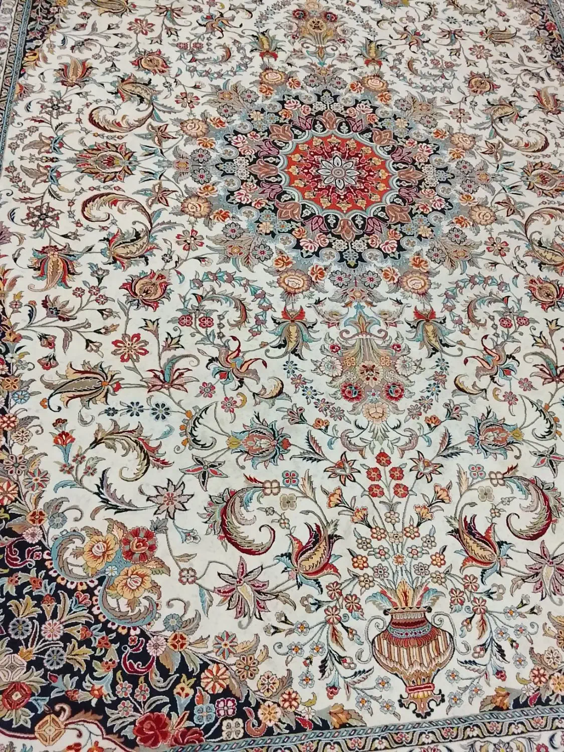 یک فرش 12متر دوتا کمد درحد|فرش|همدان, |دیوار