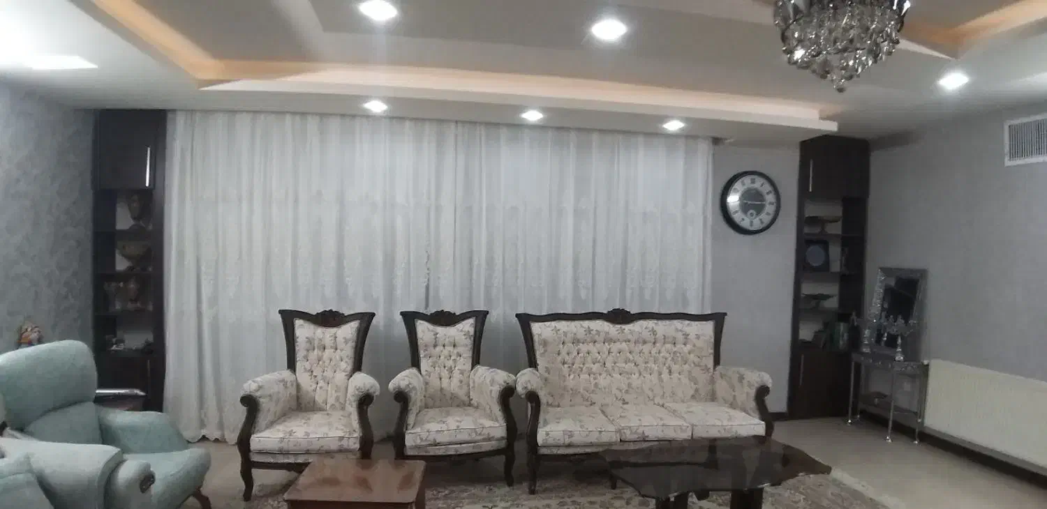 آپارتمان ۱۷۵ متری ۳ بر نور جنب مترو علیخانی|فروش آپارتمان|اصفهان, ملکشهر|دیوار