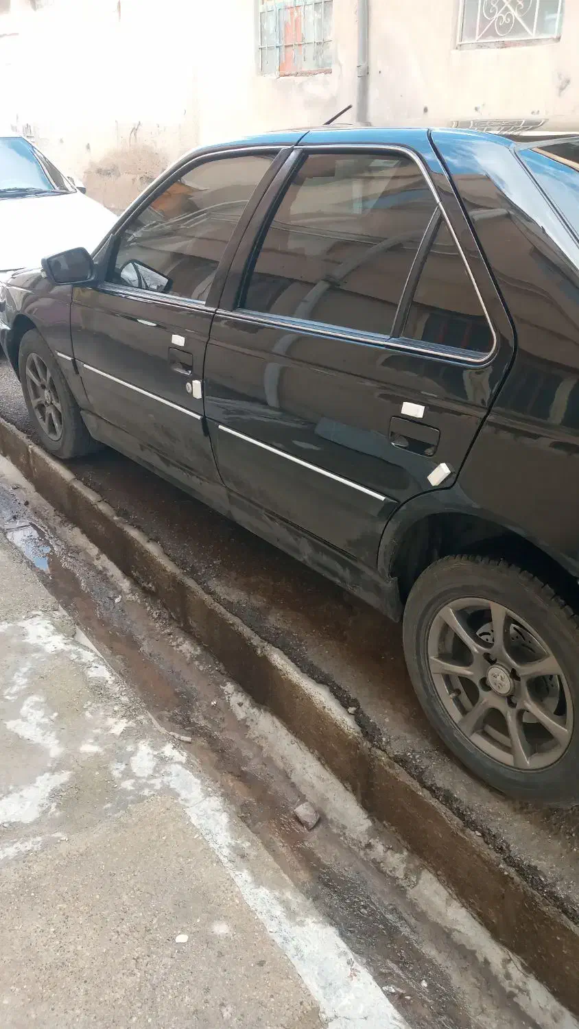 پژو پارس مشکی|خودرو سواری و وانت|ایلام, |دیوار