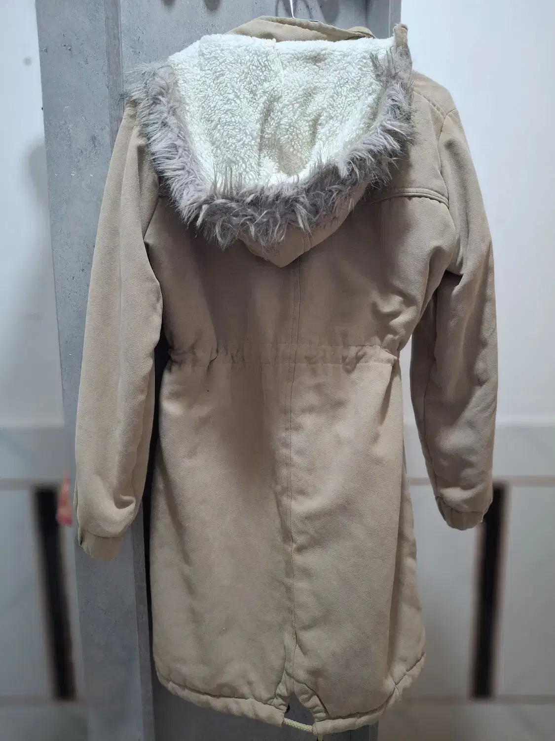 پالتو خزدار|لباس|مرودشت, پشت سایپا|دیوار