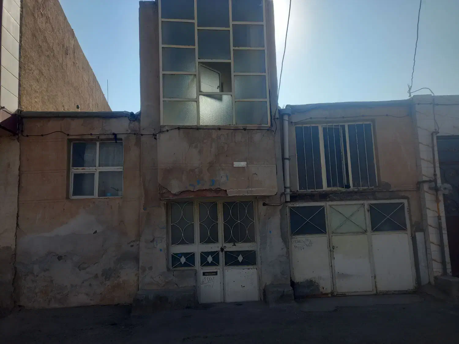 خانه ی قدیمی ۱۷۰متر در۷ متر  میدان هدایت|فروش خانه و ویلا|سبزوار, طبرسی (جعفرآباد)|دیوار