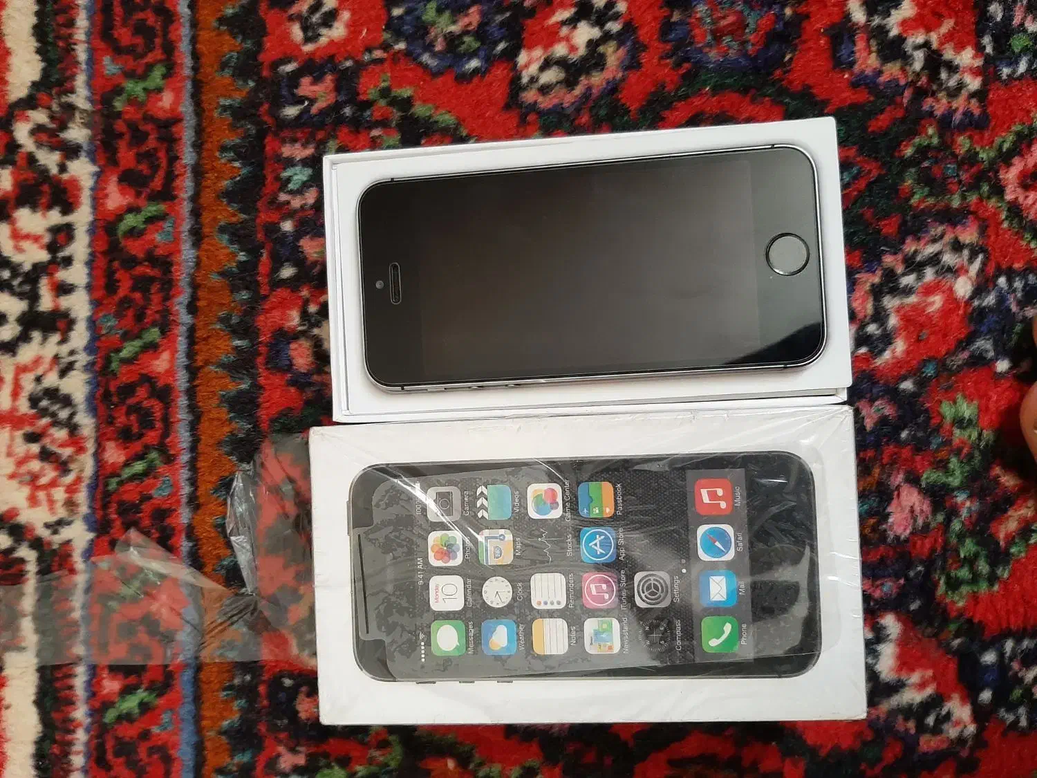 گوشی آیفونIPhone 5s آکبند|موبایل|همدان, |دیوار