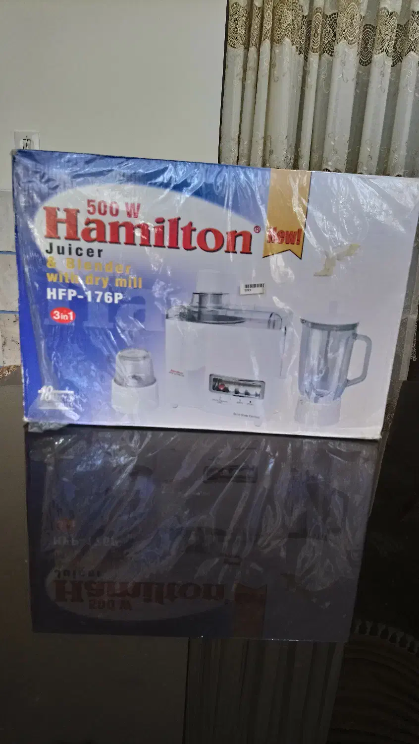 آبمیوه گیری سه کاره همیلتون|آبمیوه‌گیر و آب‌مرکبات‌گیر|یزد, |دیوار