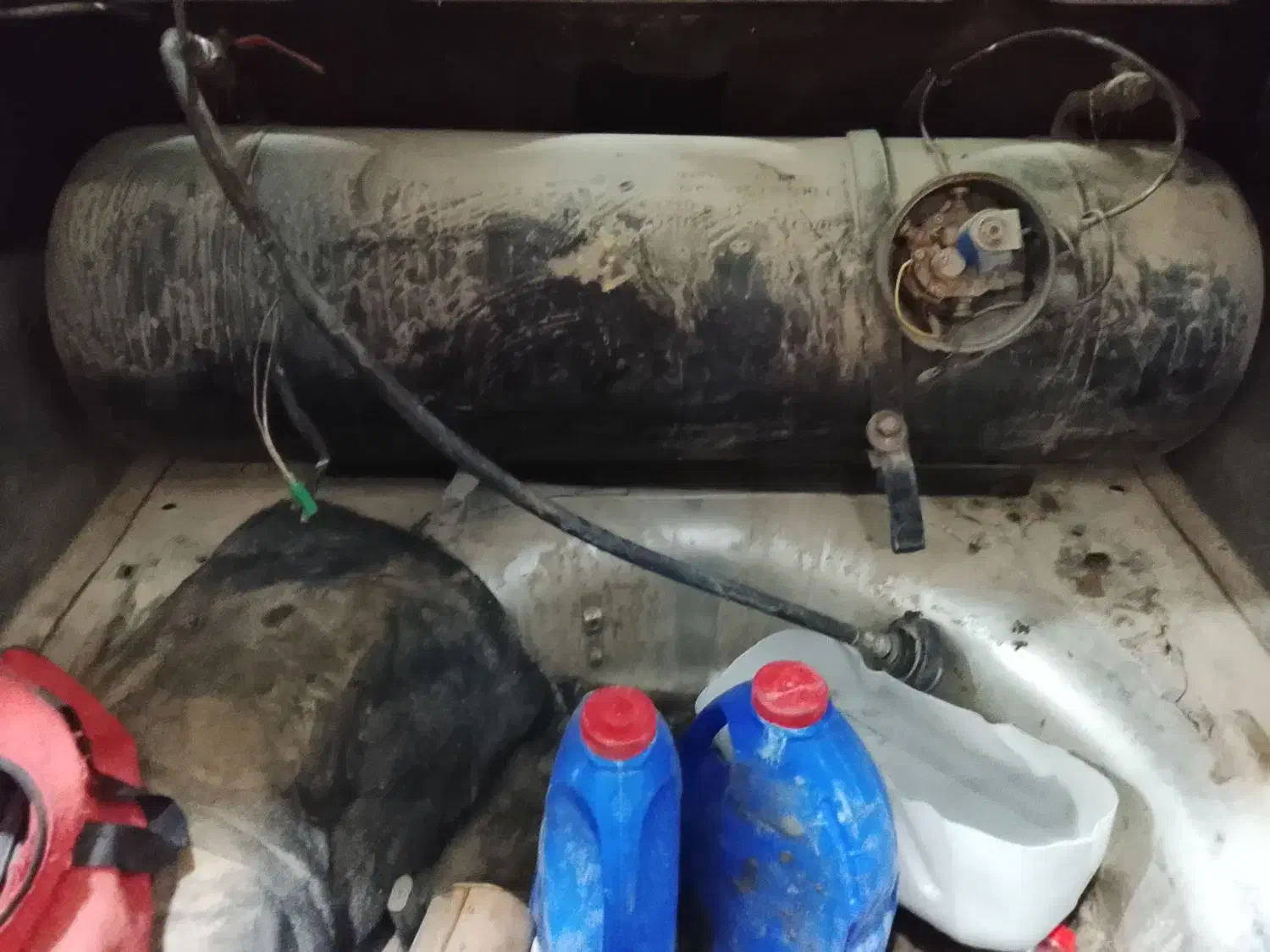 کپسول LPG|قطعات یدکی و لوازم جانبی|کرباسک, |دیوار