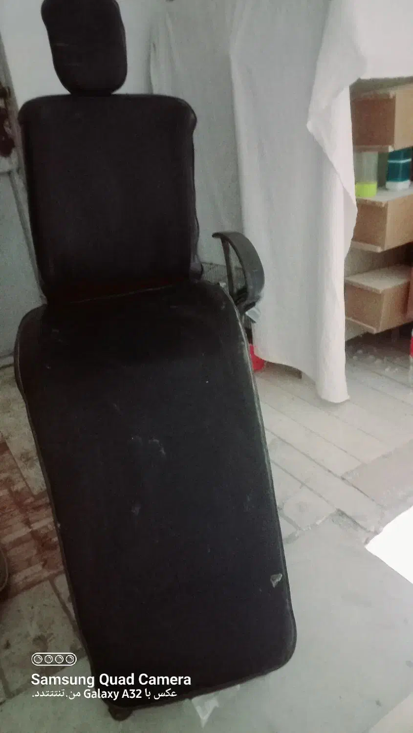 صندلی ارایشگاه|صندلی و نیمکت|زاهدان, |دیوار